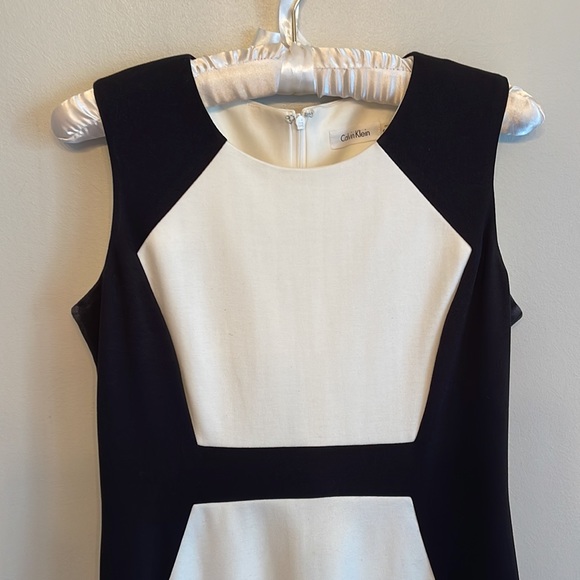 Calvin Klein dress size 6 fitted beautifully in great condition - Picture 3 of 6